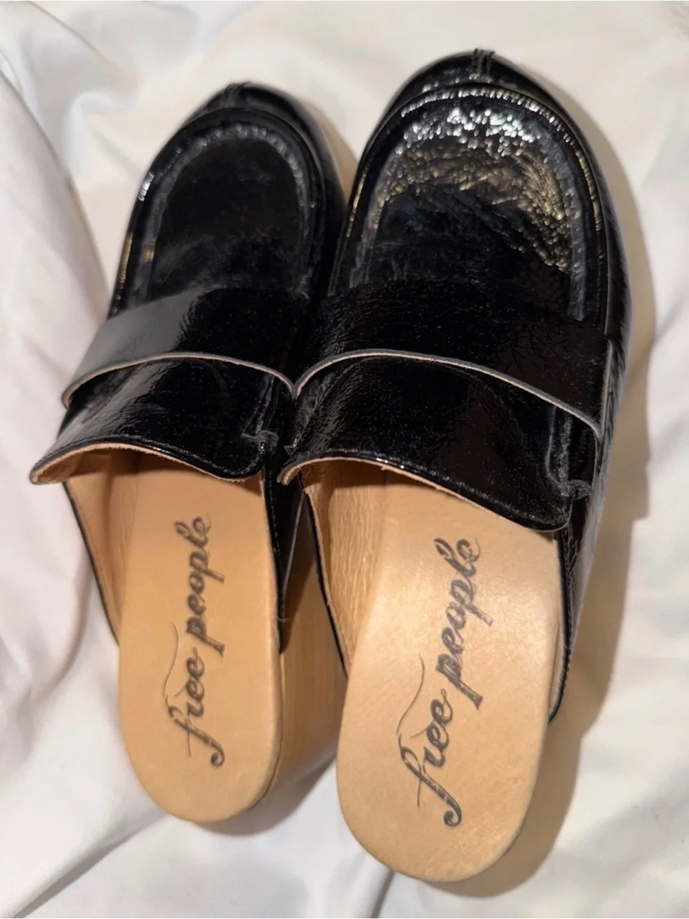 Free People Black Patent Leather Wood Clog Mule Loafers EU 37 Chunky Lug Sole